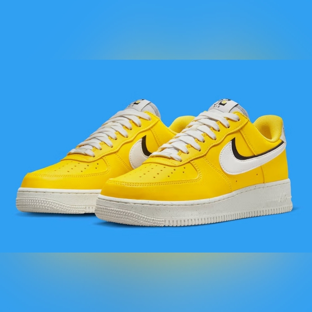 Nike Air Force 1 '07 LV8 '82